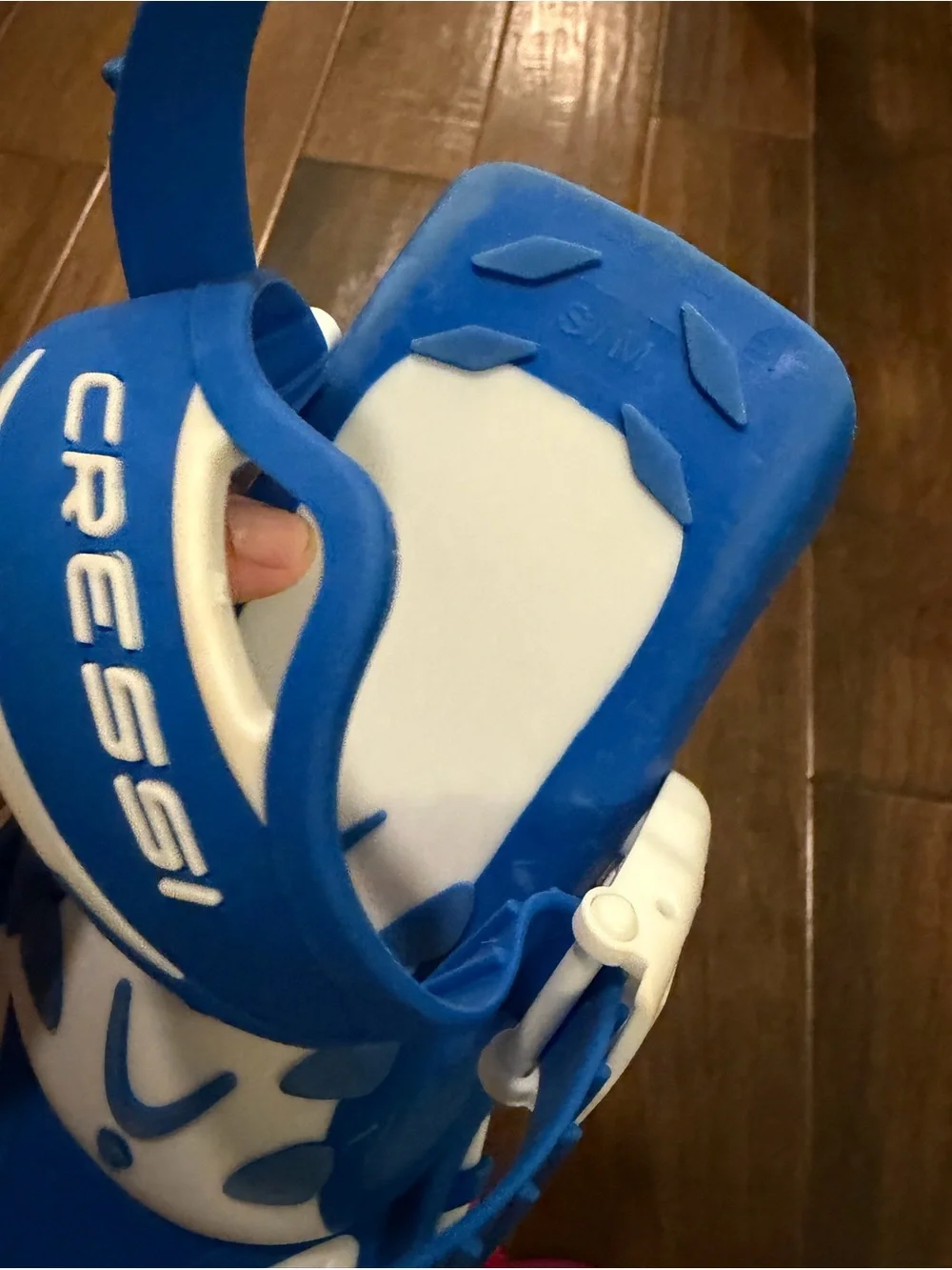 Cressi youth S/M swim fins and pool rings